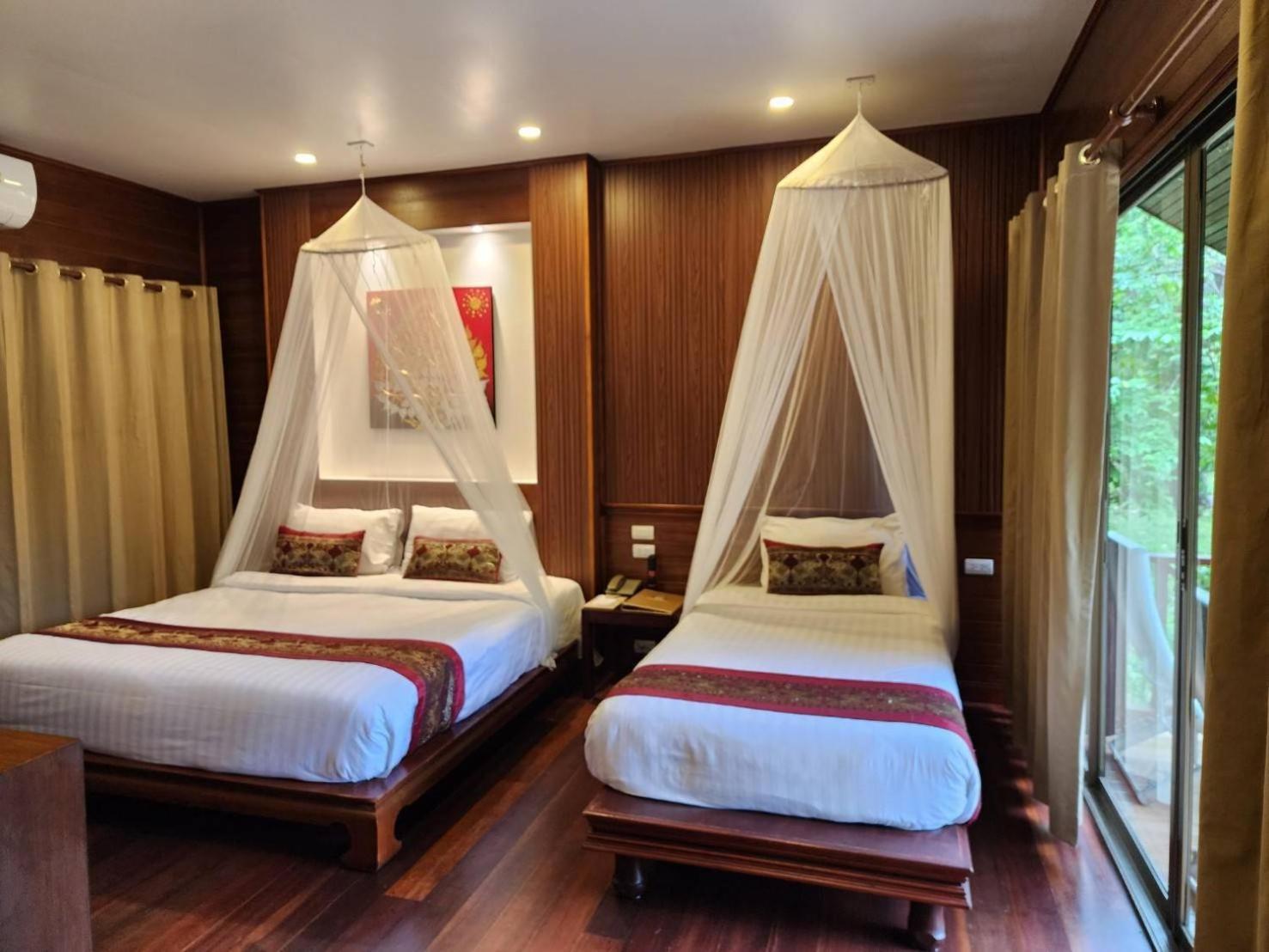 Phi Phi Natural Resort Екстер'єр фото